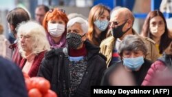 28% от всички 75 160 заразени от началото на пандемията в България през март са се заразили в рамките на изминалата седмица