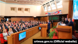 Сессионный зал российского парламента Крыма