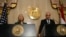 Государственный секретарь США Хиллари Клинтон и глава МИД Египта Мохаммед Камаль Амр на пресс-конференции по итогам переговоров о перемирии в Каире, 21 ноября