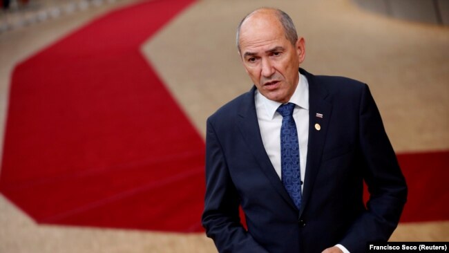 “Kabinet premijera Republike Slovenije do daljnjeg neće komentarisati temu o takozvanom non-paper dokumentu o Zapadnom Balkanu“, odgovoreno je iz kabineta Janeza Janše na upit RSE.