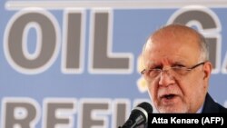 Iranian Oil Minister Bijan Namdar Zangeneh speaks during the 24th International Oil, Gas, Refining & Petrochemical Exhibition at Tehran, May 01, 2019