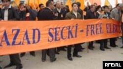 Prezident seçkisi ilə bağlı blokunun yaradılması ideyaları ətrafında müzakirələr gedir