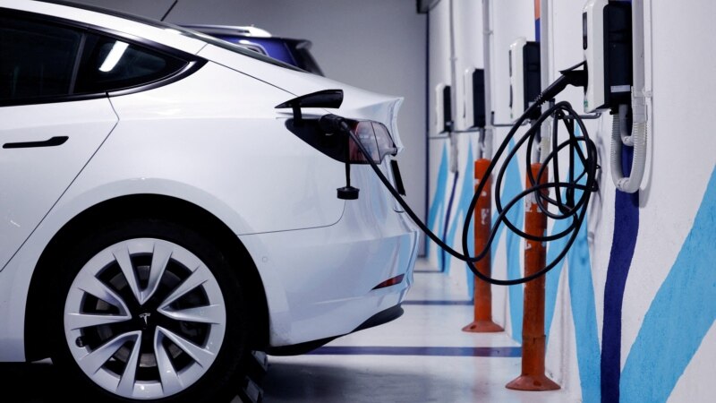 افزایش ۵۰ درصدی شمار خودروهای برقی مورد استفاده در جهان