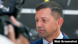 Dorin Damir, președintele clubului de lupte Fighting & Entertainment Association (FEA), la un eveniment sportiv.