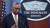 Sekretari amerikan i Mbrojtjes, Lloyd Austin, gjatë konferencës për media në Pentagon më 26 prill 2026.