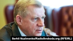 Як повідомив голова НБУ Яків Смолій, надходження траншів очікують у травні й у вересні