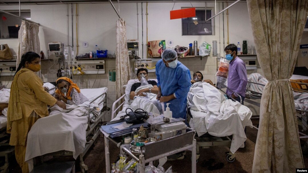 Varianta coronavirusului numită „Delta" a dus India în pragul colapsului sistemului medical.