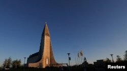 Biserica Hallgrimskirkja din Reykjavik.