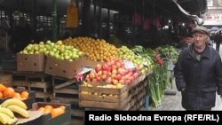 Архивска фотографија - зелен пазар 