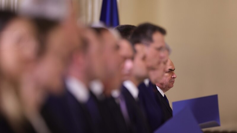 Statul român, dator cu 810 milioane de lei la diverse firme. Arieratele la buget au crescut de trei ori în doi ani