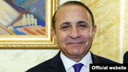 Հովիկ Աբրահամյան, արխիվ