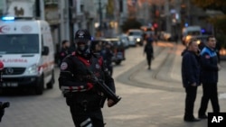 Policia turke. Fotografi ilustruese.
