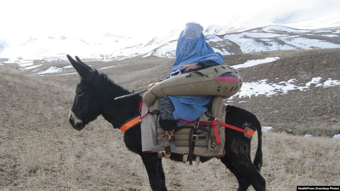 The new maternity saddle is designed to carry women in labor across Afghanistan's difficult terrain so that they can get the medical care they require.