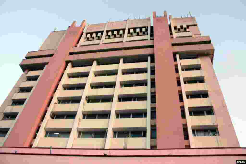 Бомпӯшиҳои рангини Душанбе #64