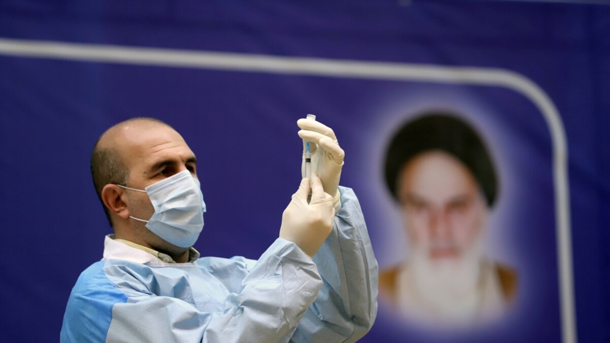 رئیس سازمان غذا و دارو: فشارهای زیادی برای صدور مجوز واکسن‌ داخلی کرونا وجود دارد - Vimarsana News
