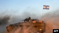 Ізраїльська бронемашина контролює прикордонний із Сектором Гази район, фото ілюстративне