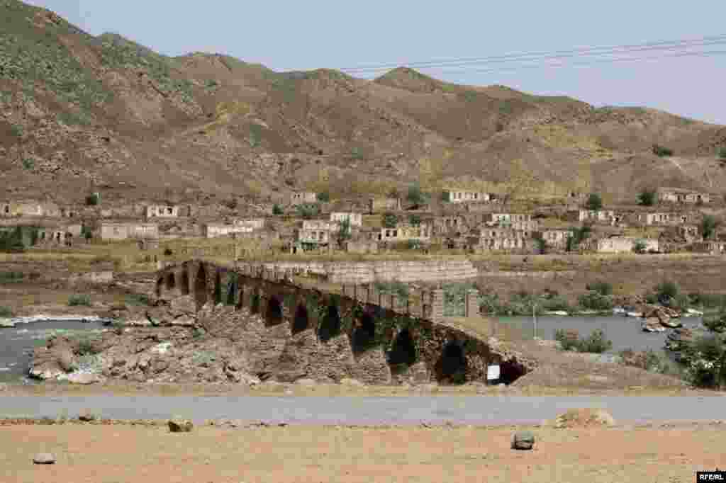 Araz sahilindən Qarabağa tərəf baxarkən #13