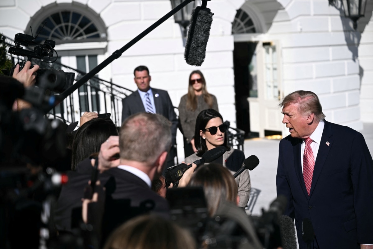 Трамп заявив про готовність до зустрічі з Сі та Путіним