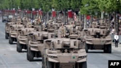 Парад подразделений Вооруженных сил Франции на День взятия Бастилии в Париже. 14 июля 2025 года