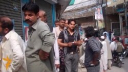 راولپندۍ کې خلک ووټ اچوي