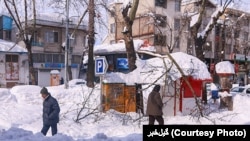 Heavy snowfall has left thousands stranded and many more without power in northern Iran. February 12, 2020