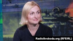 «Планується зараз заява спільна в Парламентській асамблеї Ради Європи балтійських країн, деякі члени, не думаю, що всі, української делегації підпишуть, грузини», – сказала Євгенія Кравчук