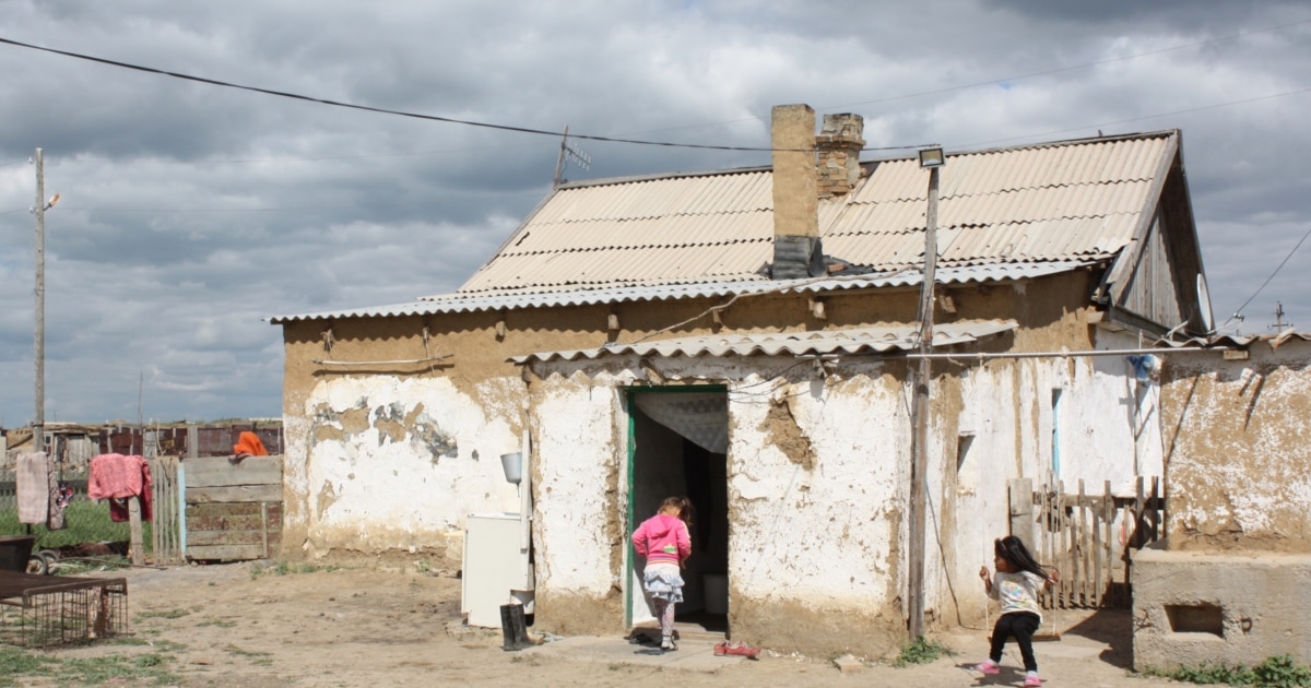 Орыс порносы: қызы әкесіне шабуыл жасайды