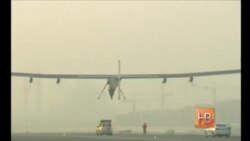 Самолет на солнечных батареях отправился в полет вокруг света