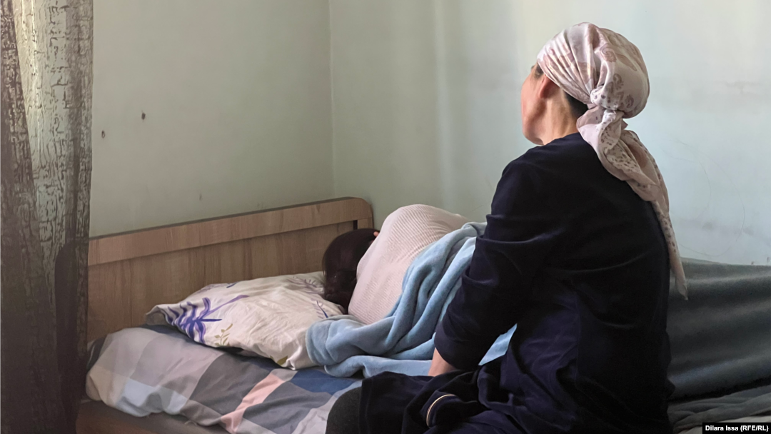 Қазақстандағы әжетханадағы жасырын камера