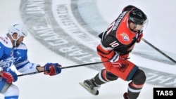 Action from the KHL's 2016 All-Star game.