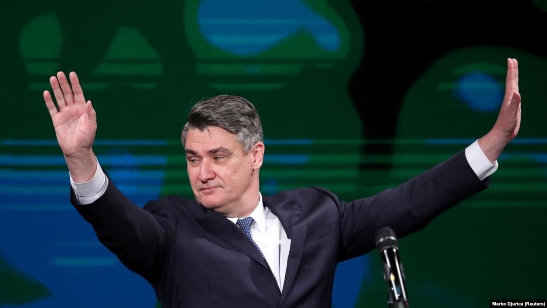Predsjednik Republike Hrvatske je tokom intervju za HRT između ostalog rekao da se ‘bosanskohercegovački okvir može promijeniti bez volje konstitutivnih naroda te da je građanska država daleki, daleki san, i to je lijepa stvar, ali prvo sapun, onda parfem'.

