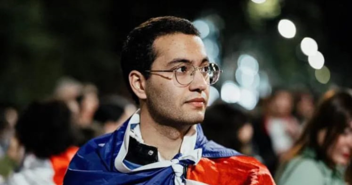 ზვიად ცეცხლაძემ მამის დაკავების შემდეგ შიმშილობა დაიწყო