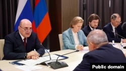 Russia - Russian Prime Minister Mikhail Mishustin meets Armenian Prime Minister Nikol Pashinian in Yekaterinburg, July 6, 2026.
