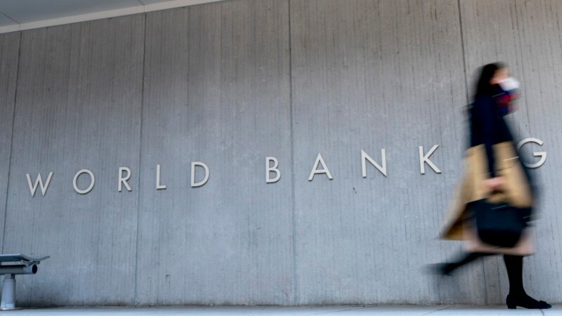 اوکراین از بانک جهانی ۱.۵ میلیارد دلار کمک مالی دریافت کرد