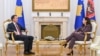 Presidentja e Kosovës, Vjosa Osmani në takim me bashkëkryetarin e partisë Guxo, Faton Peci.