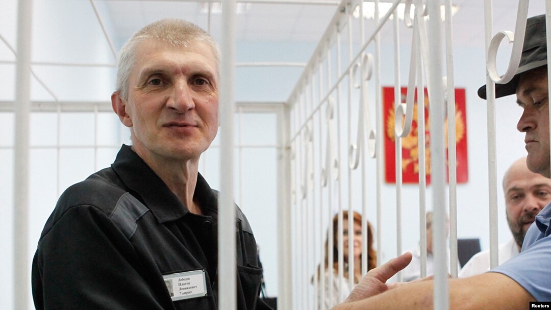 Защита Платона Лебедева получила на руки текст решения Вельского районного суда и называет документ "антиконституционным"