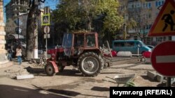 Ремонт доріг у Сімферополі, архівне фото