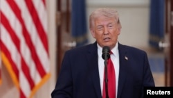 Доналд Трамп зимни ироаи паёми телевизионӣ