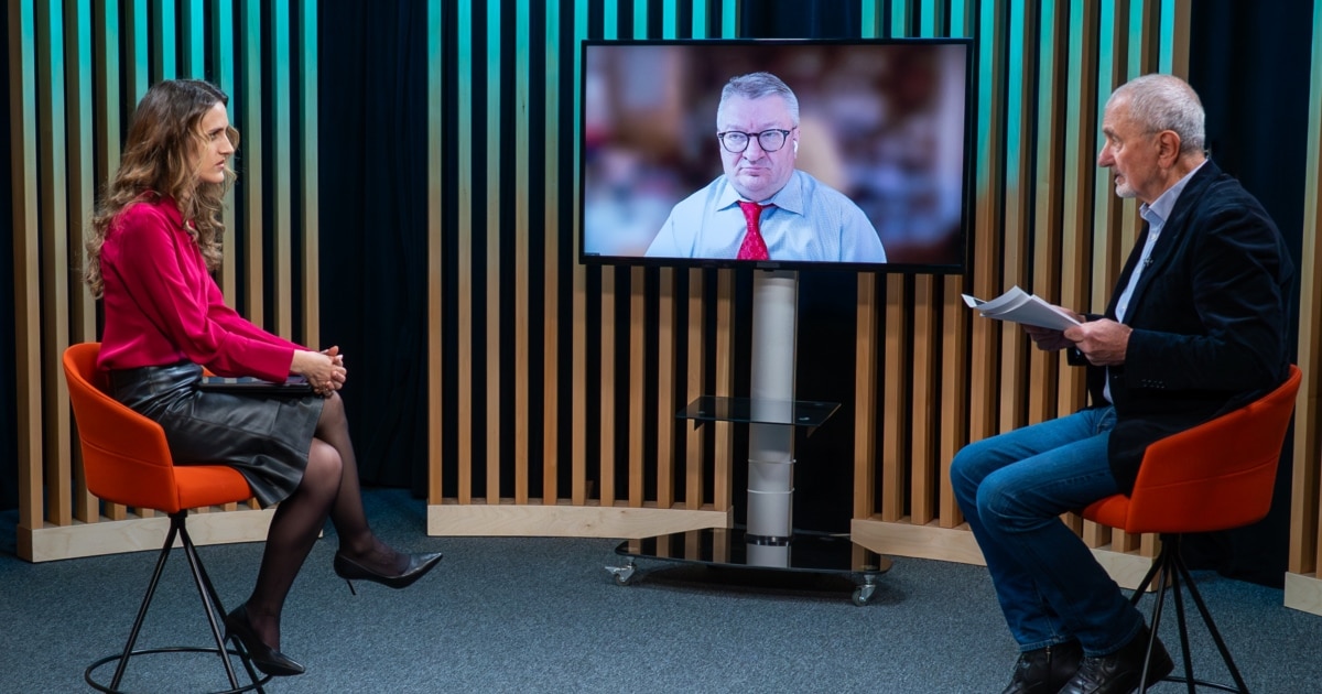 Pe ce trebuie să-și țină ochii R. Moldova în 2026. Sugestiile lui Armand Goșu și Arcadie Barbăroșie