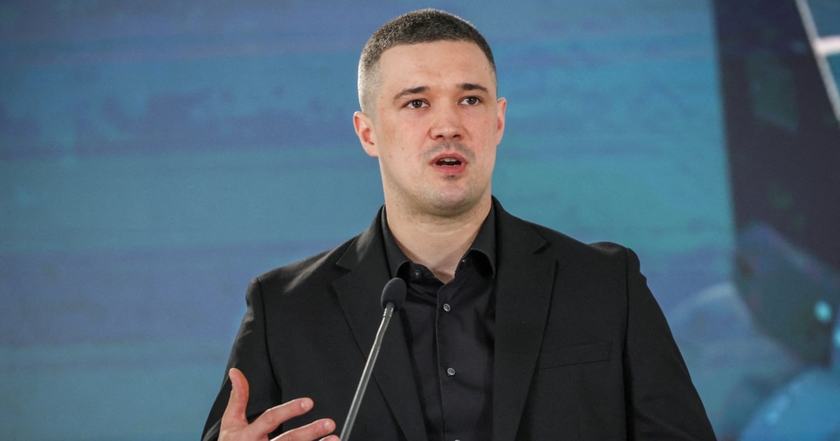 Dismissed Ex-Defense Minister Says Ukraine Faces Crisis Of Governance ...