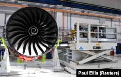 Rolls Royce Trent XWB շարժիչը՝ նախագծված հատուկ Airbus A350 օդանավի համար, Անգլիայի գործարանի հավաքման հոսքագծում, արխիվ