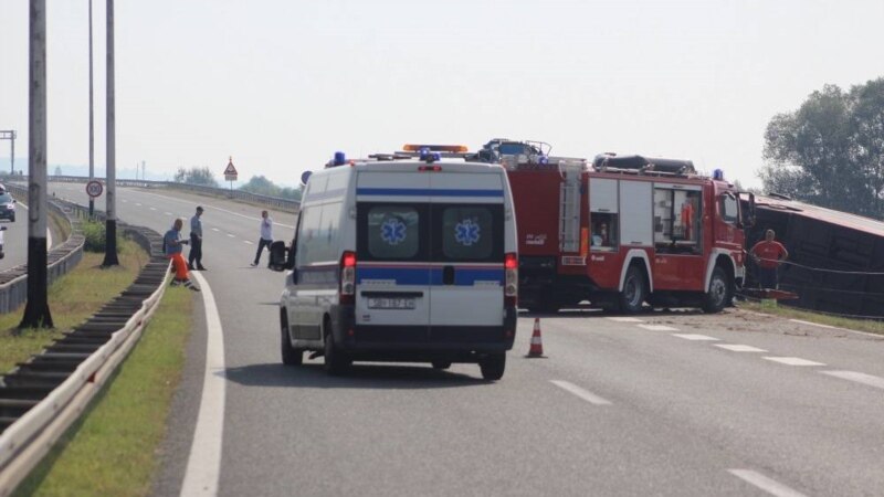 Arrestohet shoferi i autobusit që doli nga rruga në Kroaci