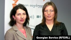 რუსუდან მჭედლიშვილი (მარცხნივ) და მელანო ტყაბლაძე