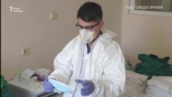 Один день у житті лікаря, який лікує інфікованих на COVID-19 – відео