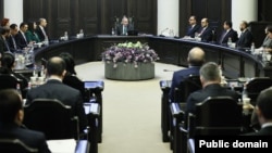 Armenia - Prime Minister Nikol Pashinian chairs a cabinet meeting in Yerevan, January 30, 2025.