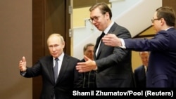 Predsednik Rusije Vladimir Putin i Srbije Aleksandar Vučić tokom susreta u Sočiju 4. decembra