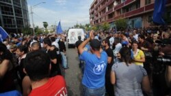 Hundreds of people attended the opposition rally in the western town of Zugdidi. 