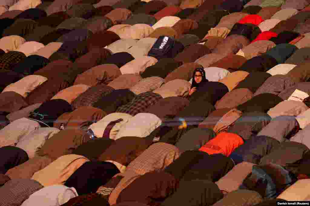 Muslims pray outside the shrine of a Sufi saint in Srinagar, Kashmir on December 21.(Reuters/Danish Ismail)&nbsp;&nbsp;