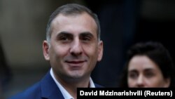 Беспартийный Элисашвили понравился избирателям, но понравится ли им Элисашвили с партбилетом?