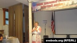 Выступае Ірына Верабей